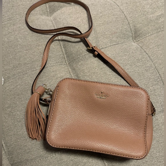 KATE SPADE CROSSBODY PURSE - Picture 1 of 5
